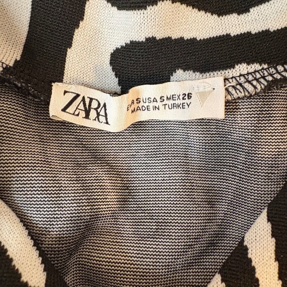 Zara zebra sleeveless crop top. Size Small. EUC. Adorable! - Picture 6 of 6